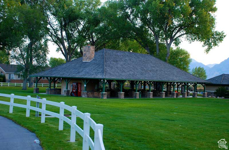 SARATOGE SPRINGS - Residential