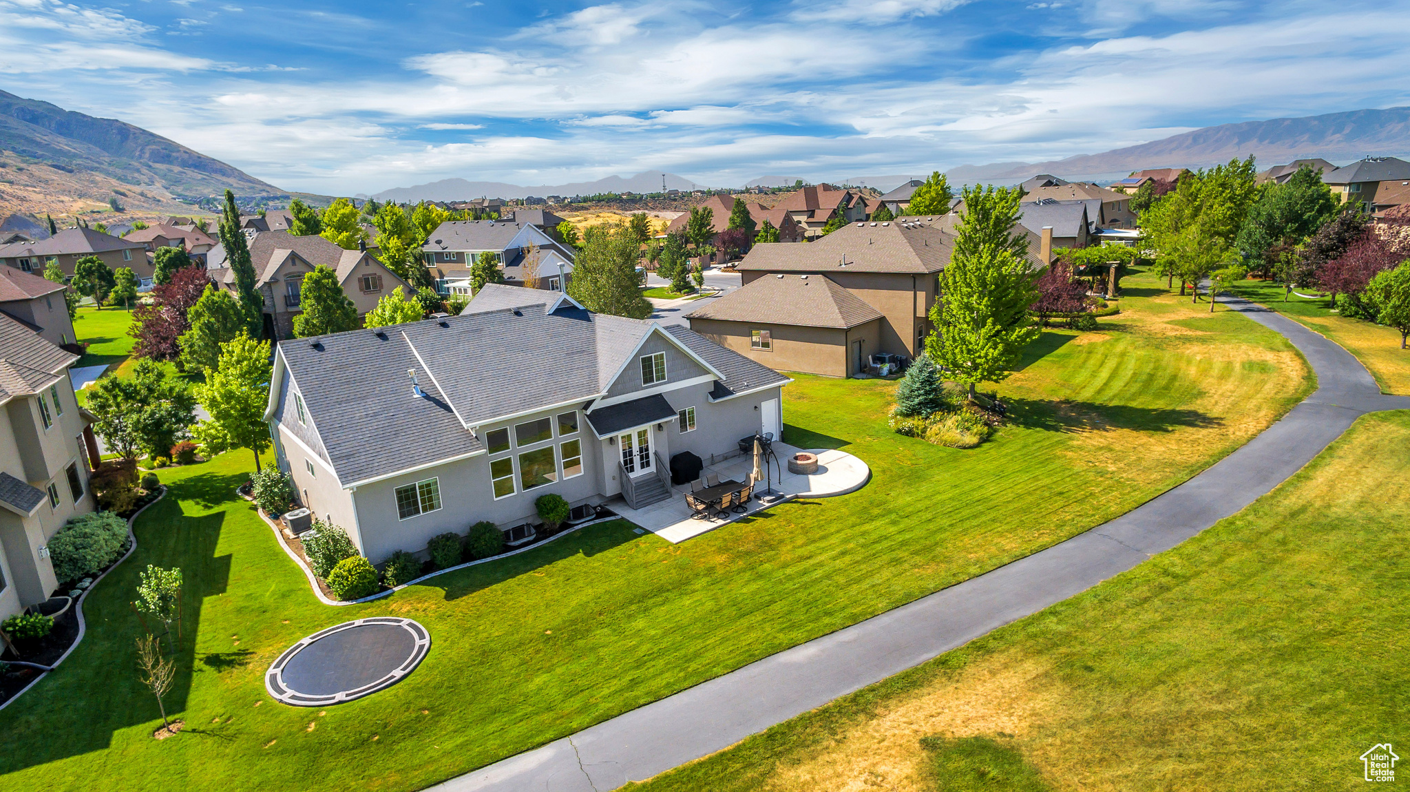 VIEW POINTE - Residential