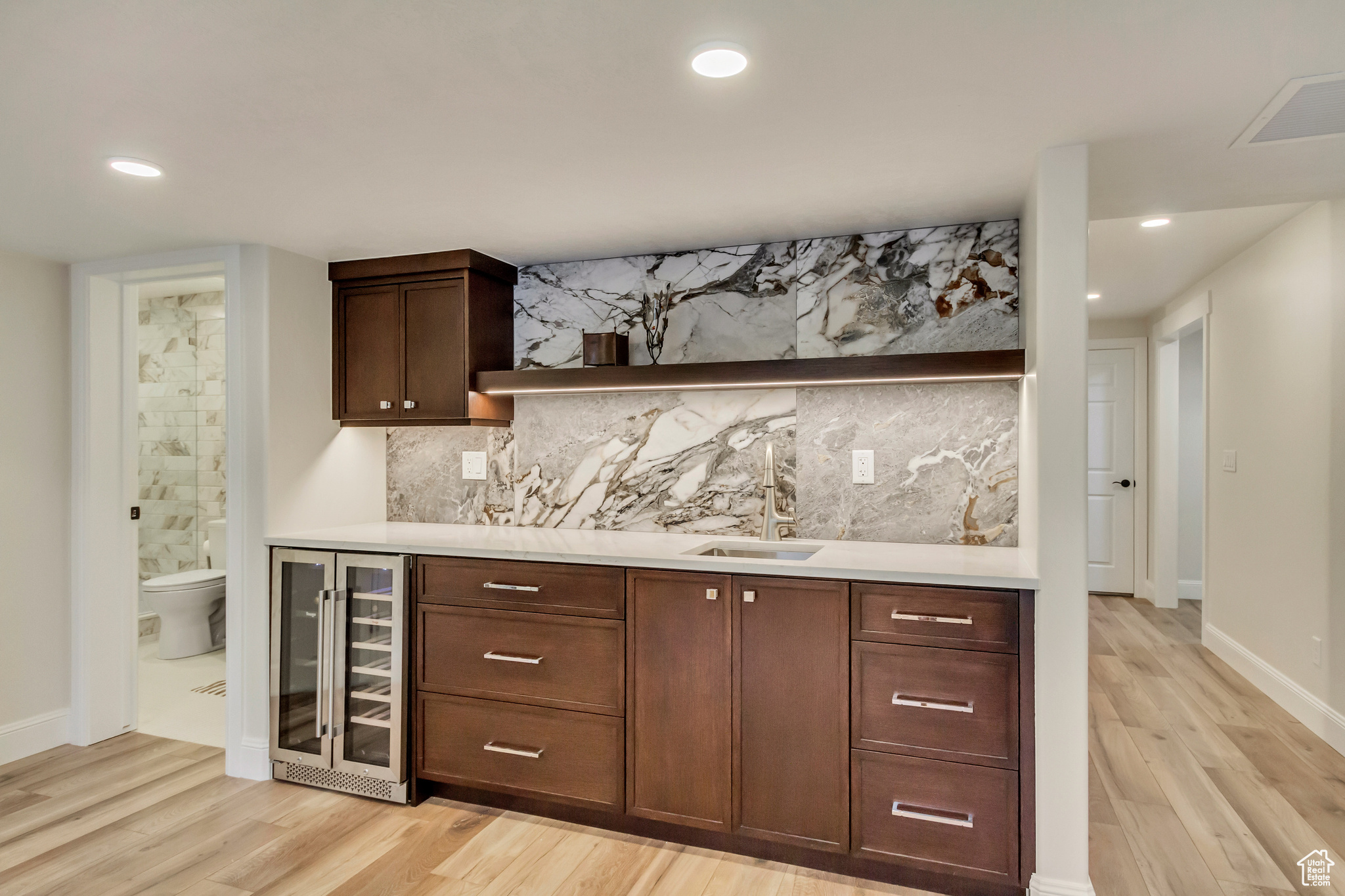 VIEW POINTE - Residential