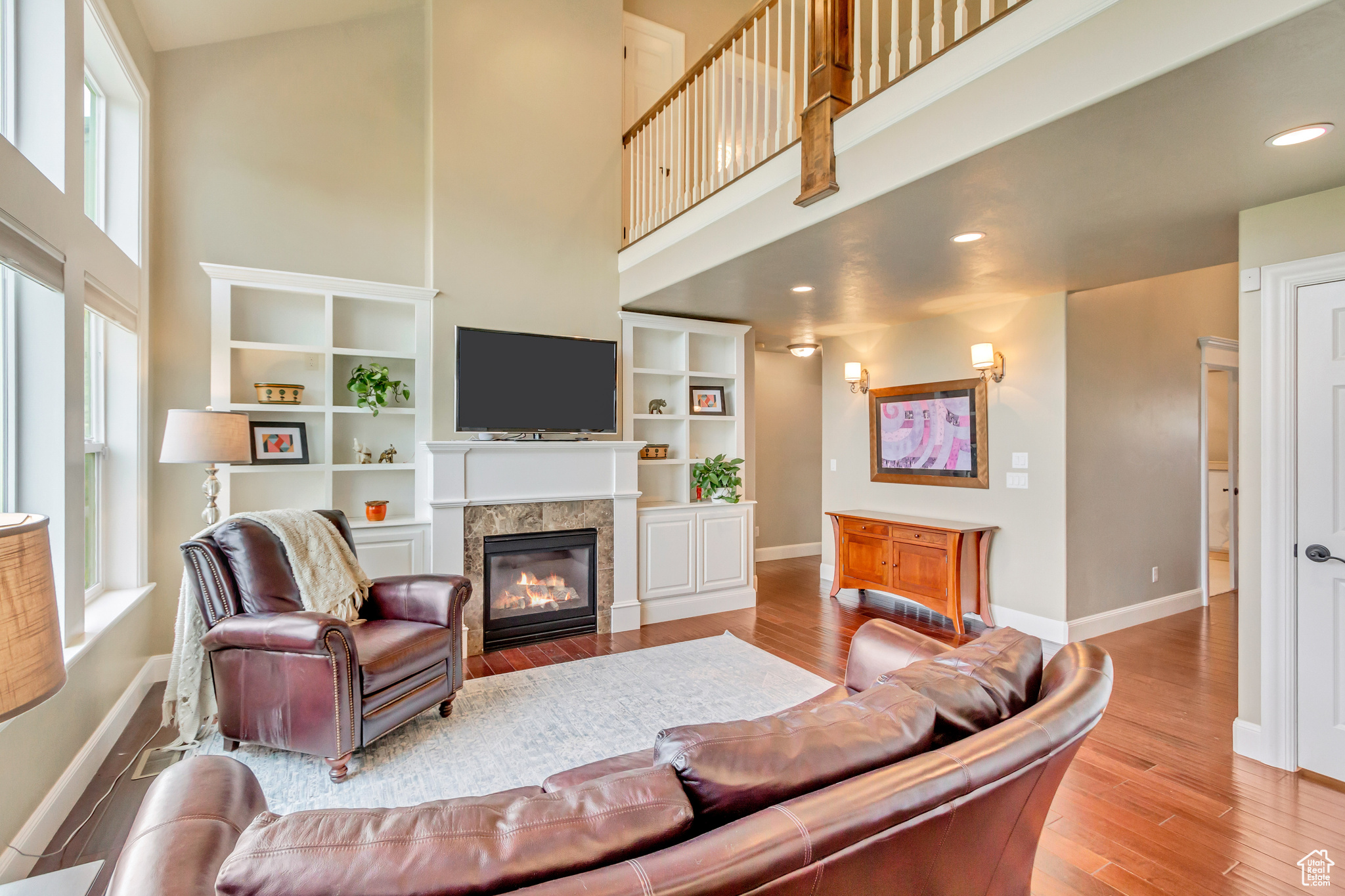 VIEW POINTE - Residential