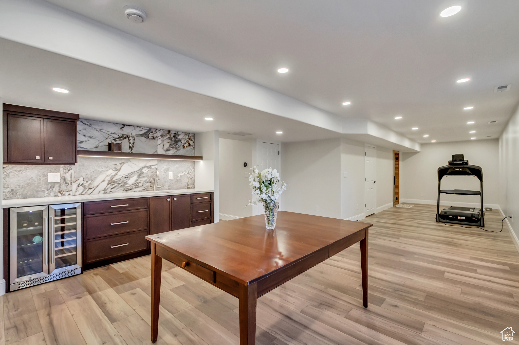 VIEW POINTE - Residential