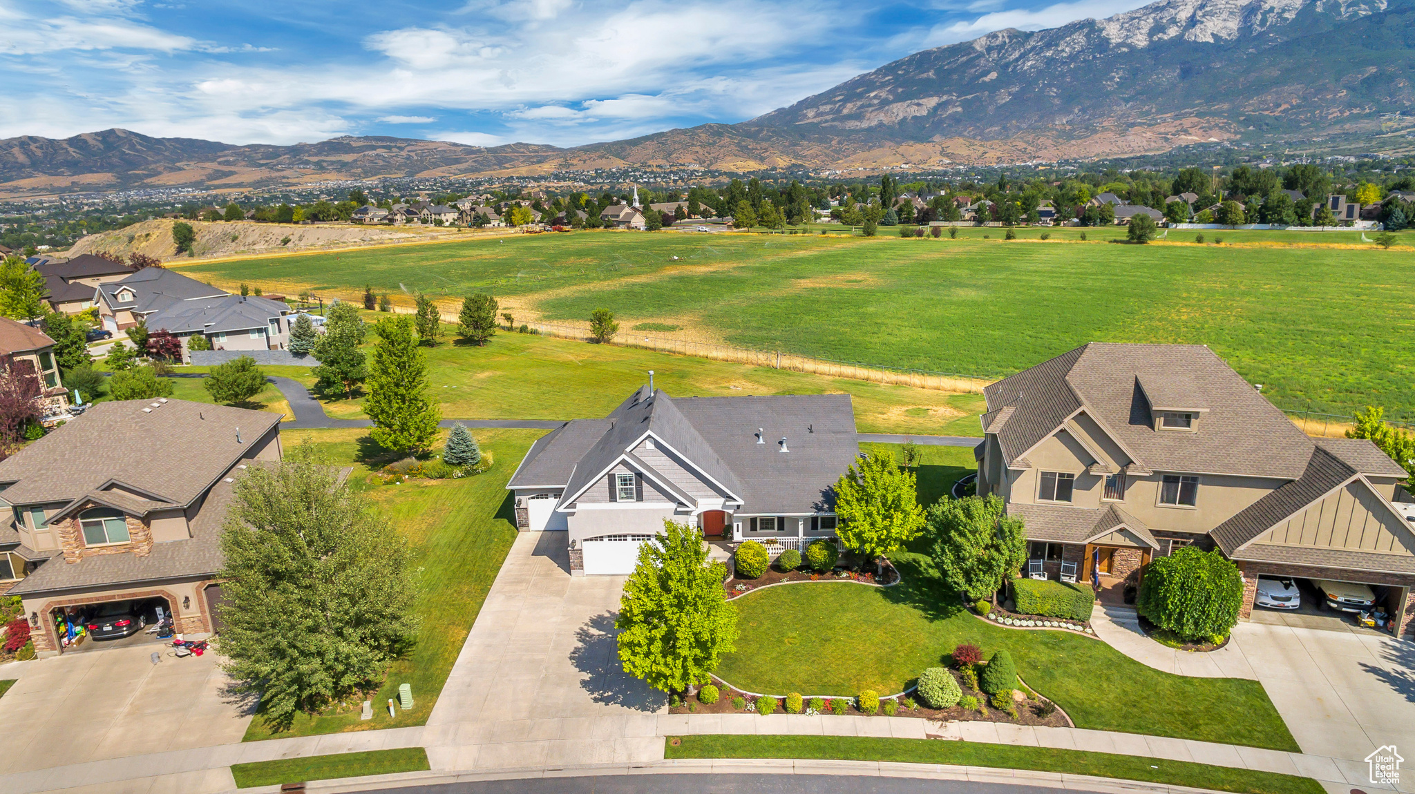 VIEW POINTE - Residential
