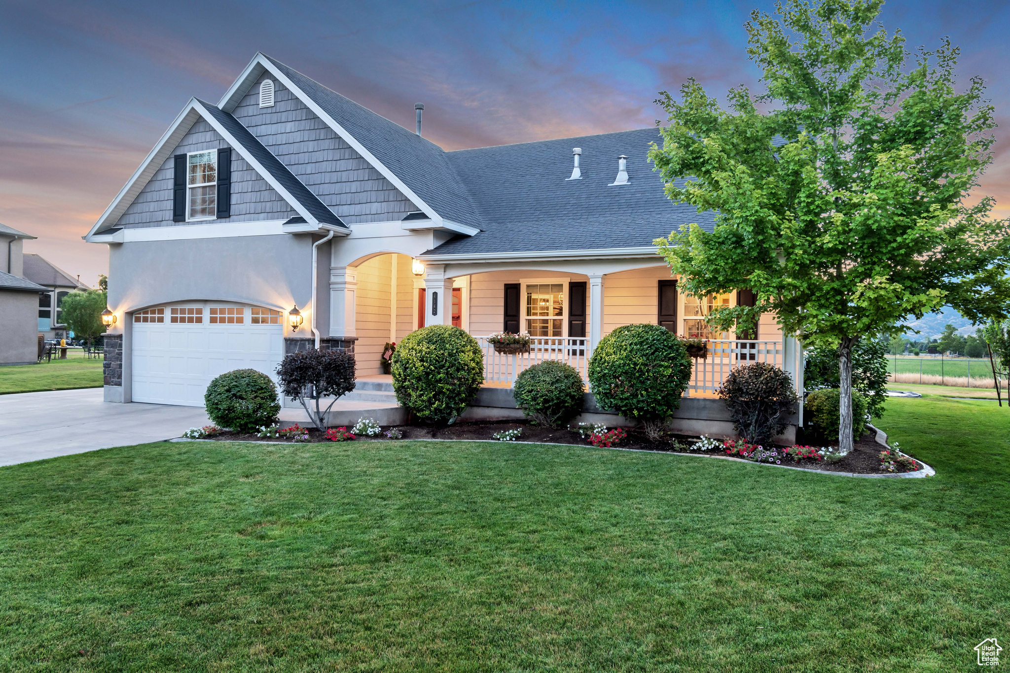 VIEW POINTE - Residential