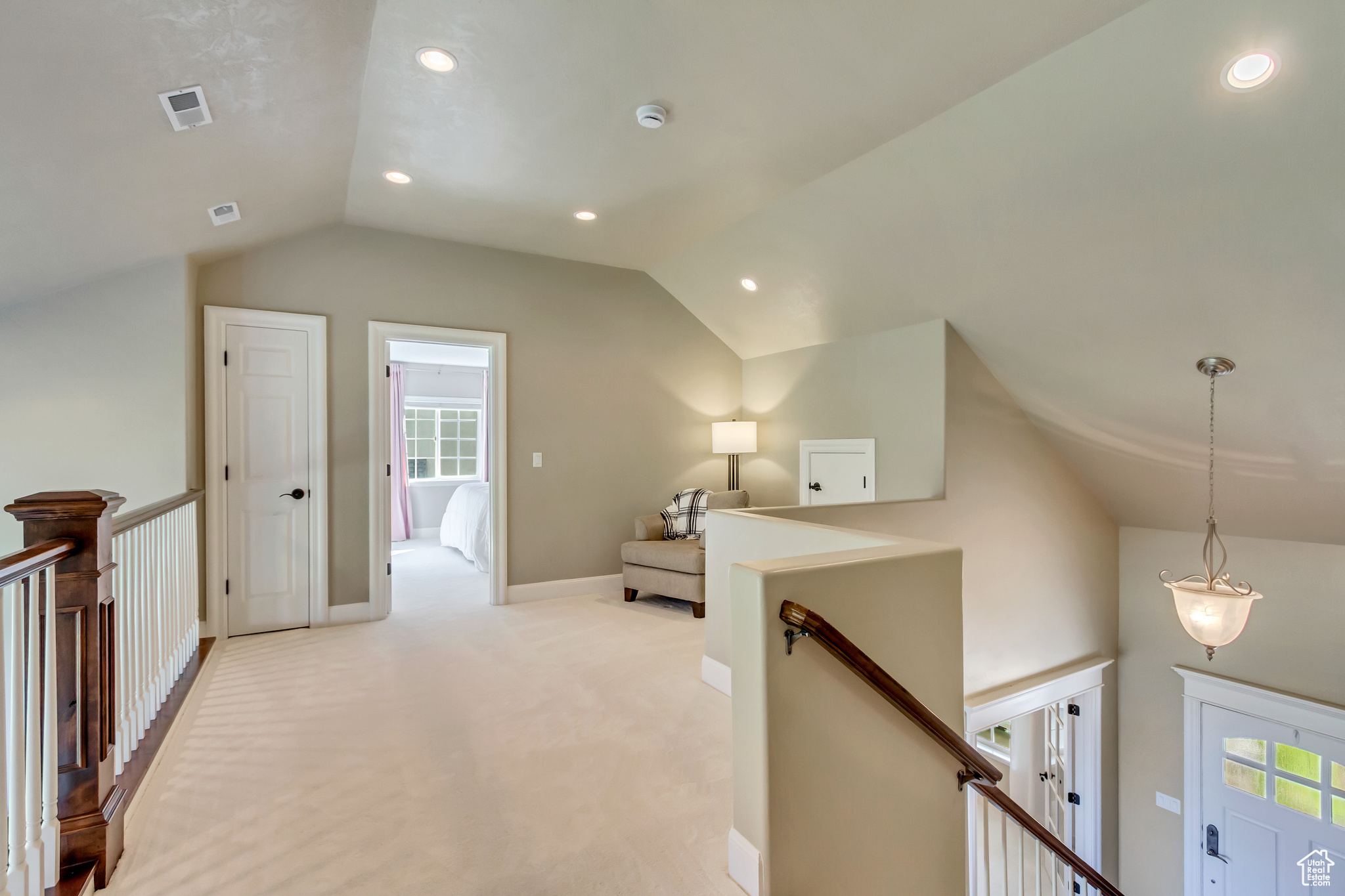 VIEW POINTE - Residential