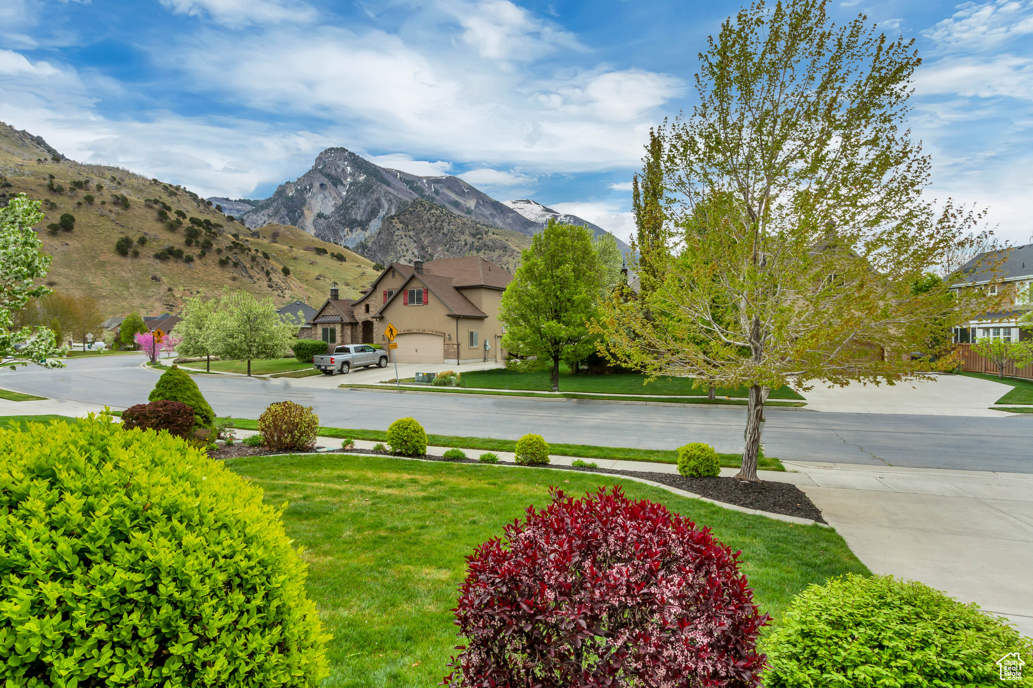 VIEW POINTE - Residential