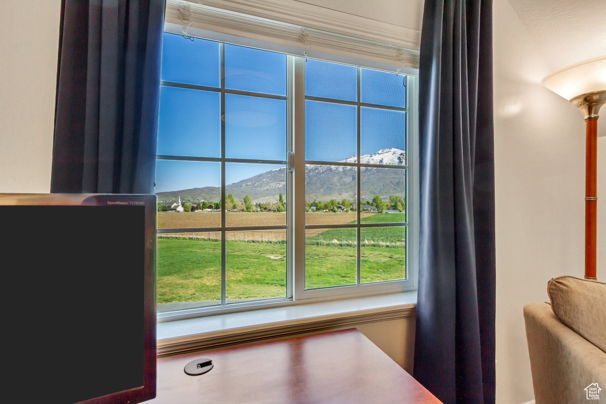 VIEW POINTE - Residential