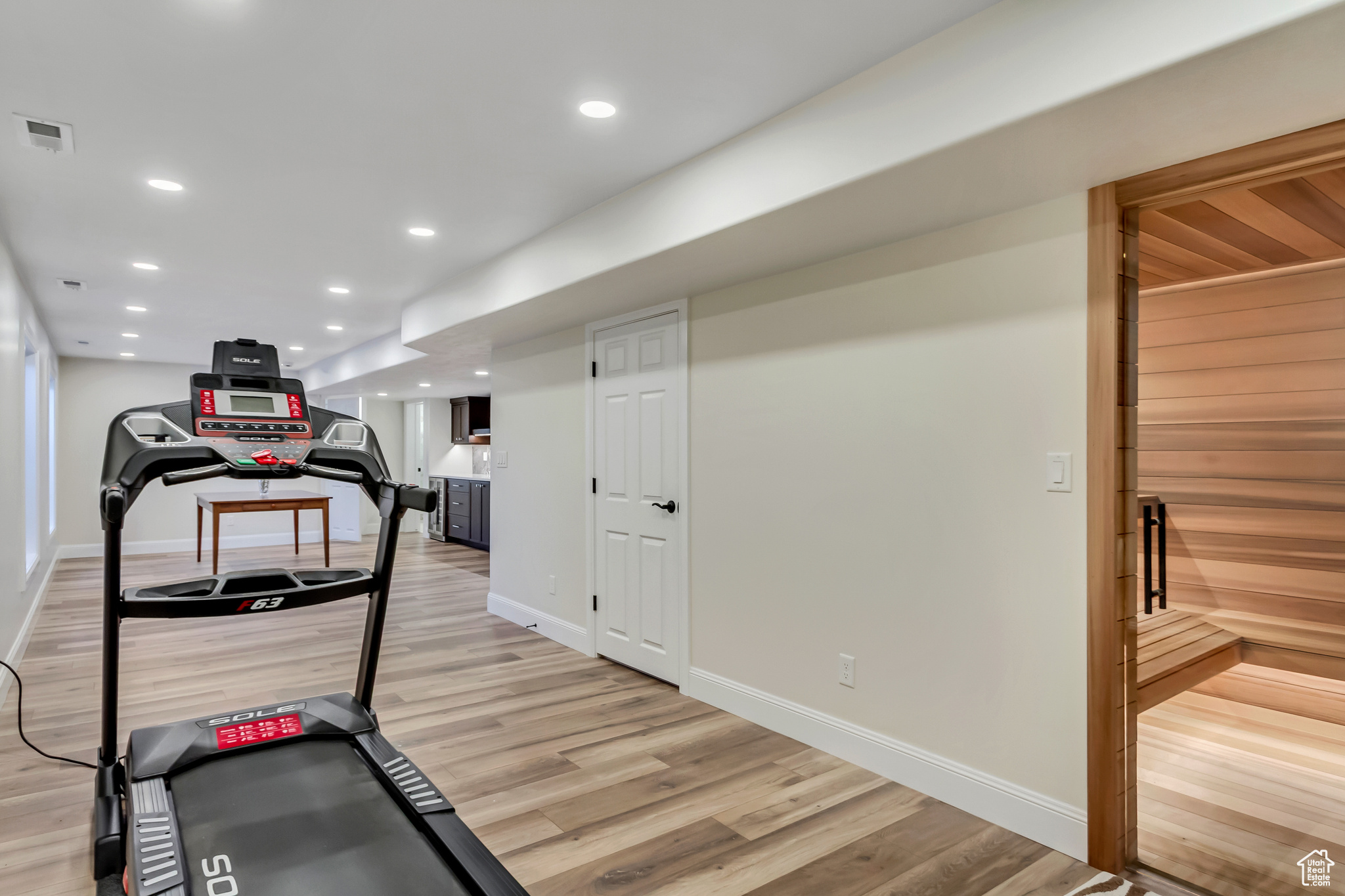 VIEW POINTE - Residential