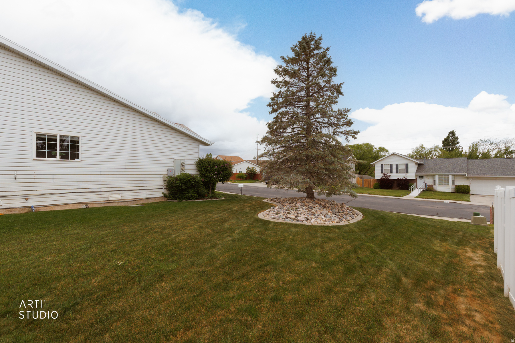 LYNBROOK SUBDIVISION - Residential Income
