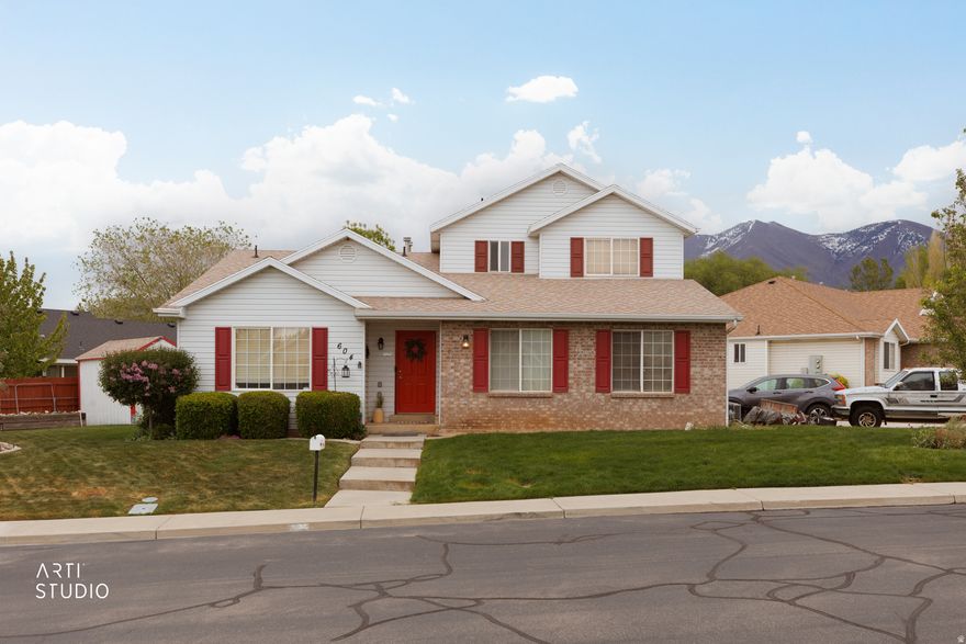 *** No showings until Saturday, April 25 at 11:30 at the Open House.  Welcome to this light and bright twin home in Spanish Fork offering the rare combination of main-level living, a private yard, and NO HOA!  With 2 bedrooms and 2 full bathrooms, this well-designed layout provides comfortable, easy living along with a laundry room and a spacious 1-car garage and a crawl space for added storage. Step outside to enjoy your own fully usable yard complete with a garden box and storage shed, creating the perfect space for gardening, relaxing, or simply enjoying the outdoors in privacy and in a quiet cul de sac. Inside, natural light fills the home, creating a warm and inviting atmosphere throughout. This home has been priced with opportunity in mind, allowing a buyer to bring their own vision and finishing touches while benefiting from a new roof already in place. It's an ideal option for someone looking to build equity and make a home truly their own. Properties like this, with a yard, garage, and no HOA are increasingly hard to find. A great opportunity in a convenient Spanish Fork location. Square footage figures are provided as a courtesy estimate only and were obtained from County records .  Buyer is advised to obtain an independent measurement and verify all data.