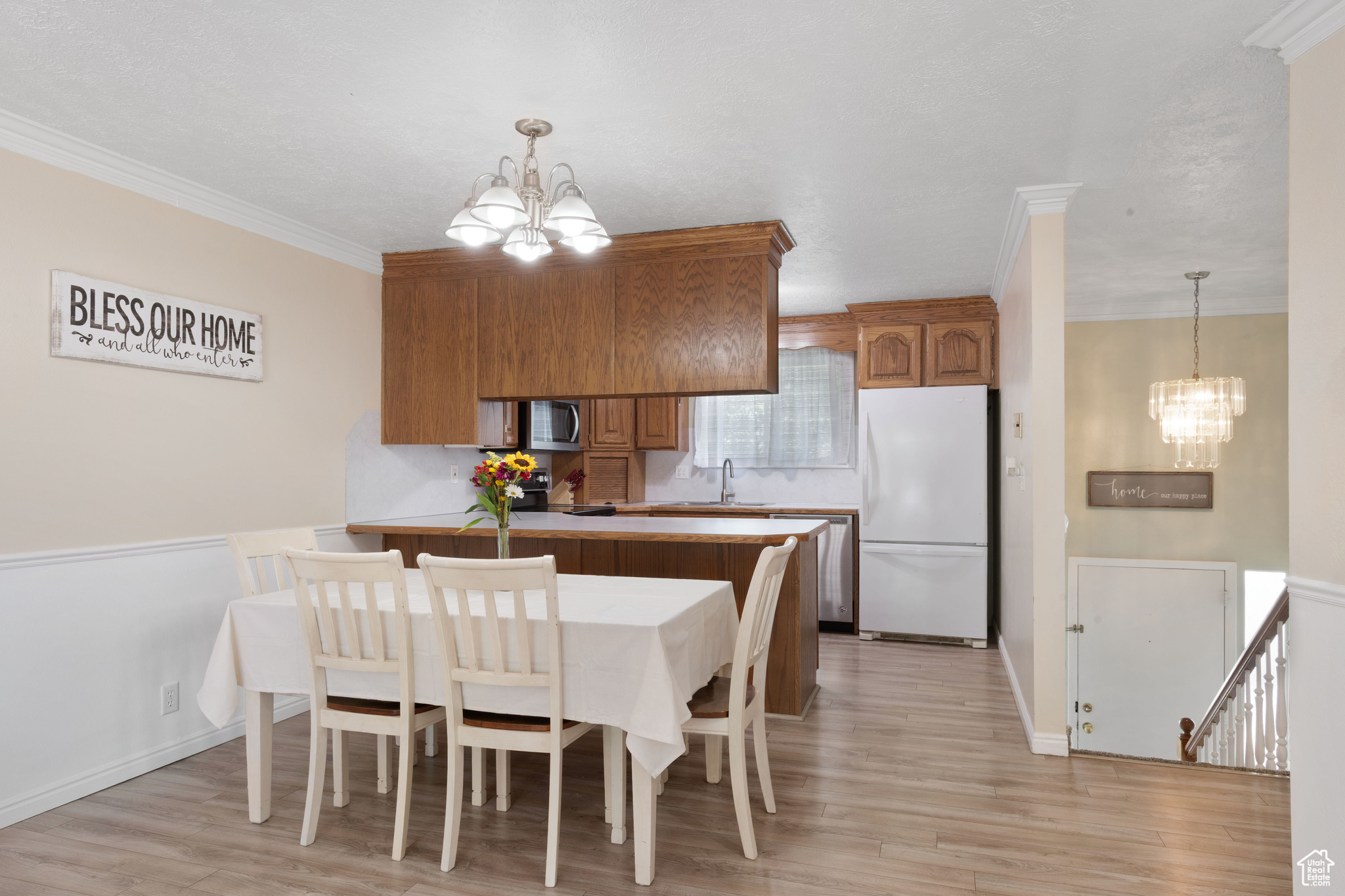 MEADOWBROOK ESTATES - Residential
