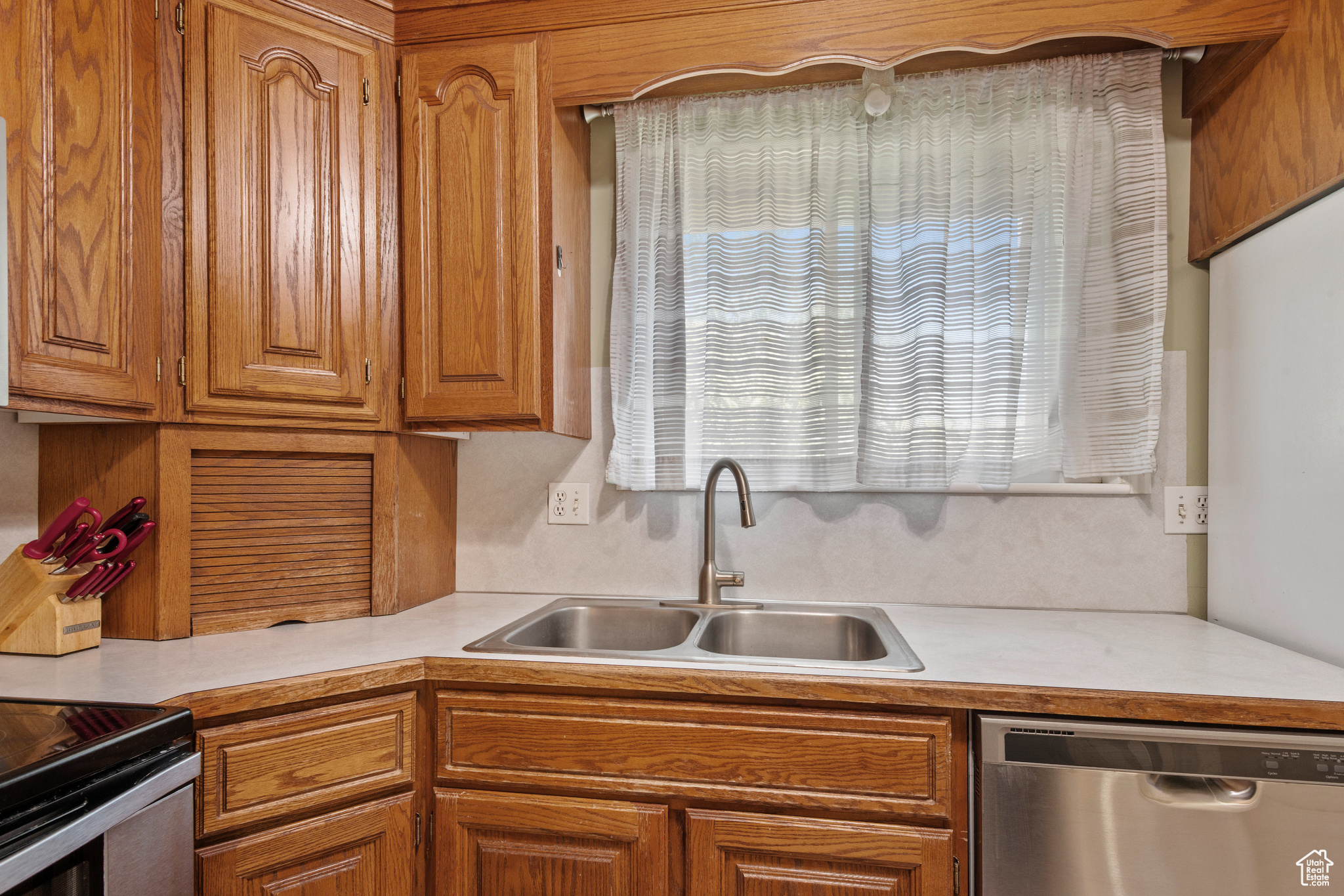 MEADOWBROOK ESTATES - Residential
