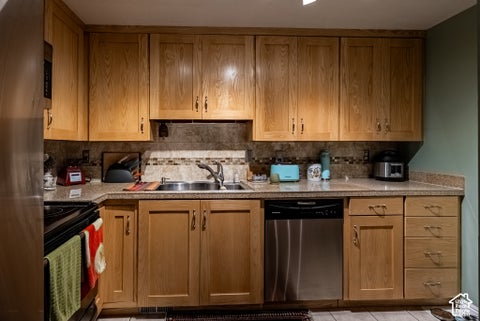 Tiny photo for 8144 S COTTONWOOD CIR E, Sandy, UT 84094 (MLS # 2190584)