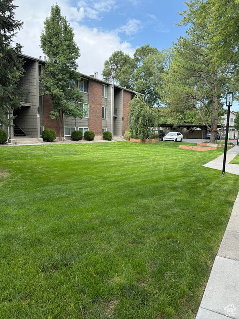 Tiny photo for 406 E 3335 S #15, South Salt Lake, UT 84115 (MLS # 2109961)