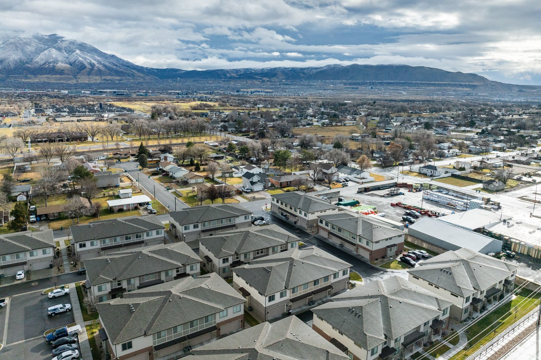 RIVERTON PEAKS - Residential