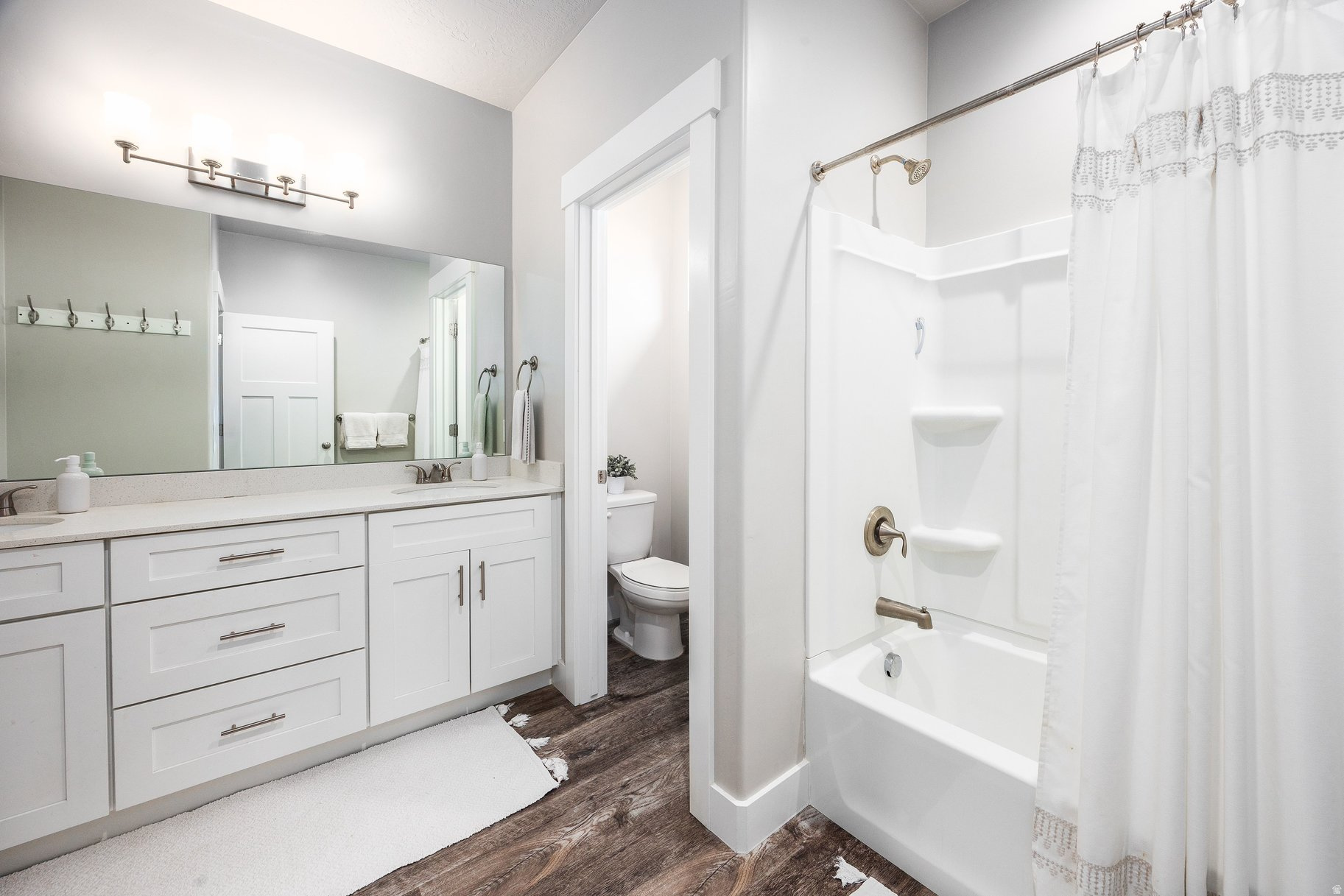 RIVERTON PEAKS - Residential