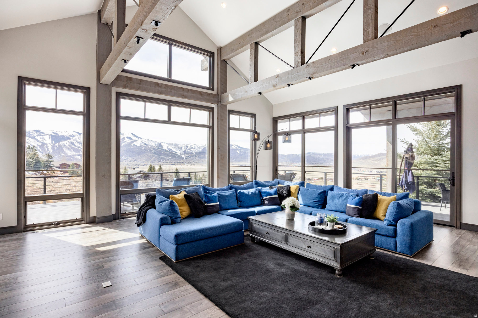 MOUNTAIN RANCH ESTATES - Residential