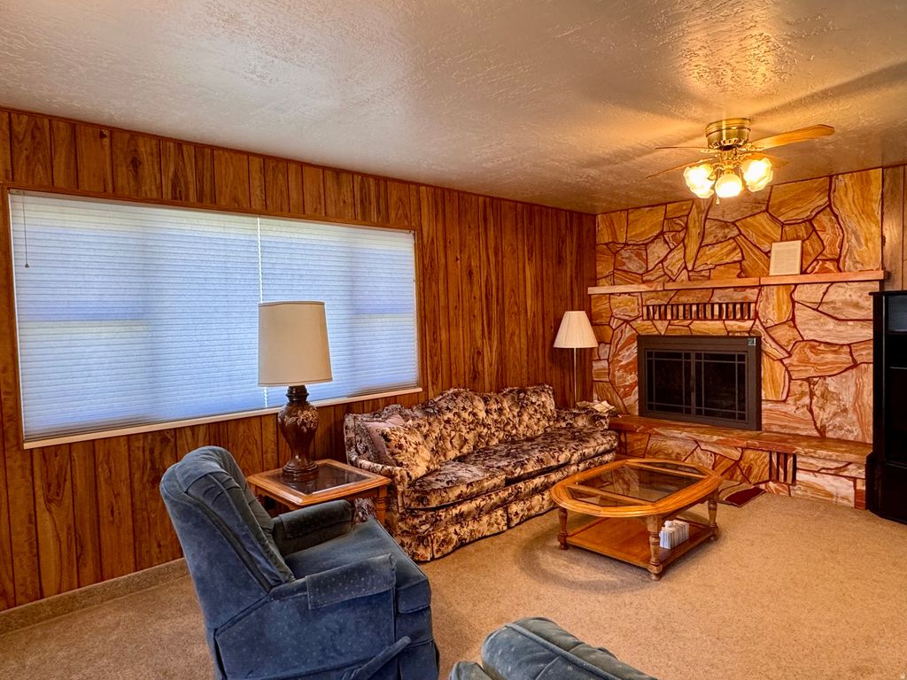 Photo of 160 W 300 N, Fillmore, UT 84631 (MLS # 2152728)