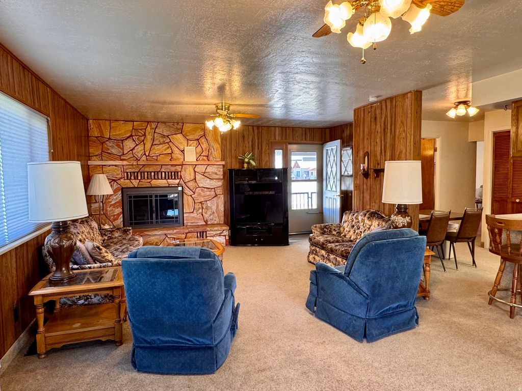 Photo of 160 W 300 N, Fillmore, UT 84631 (MLS # 2152728)