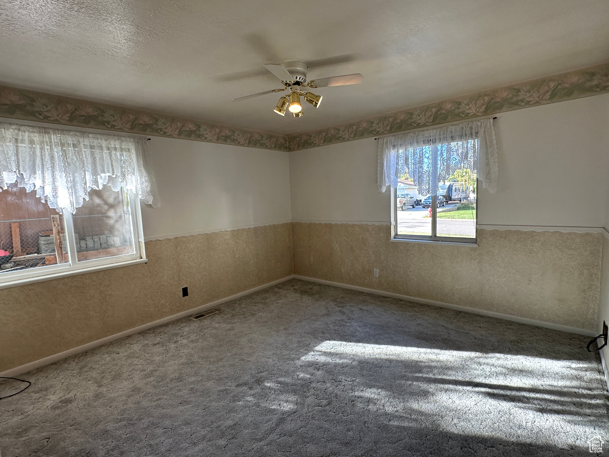 MT VIEW ESTATES - Residential