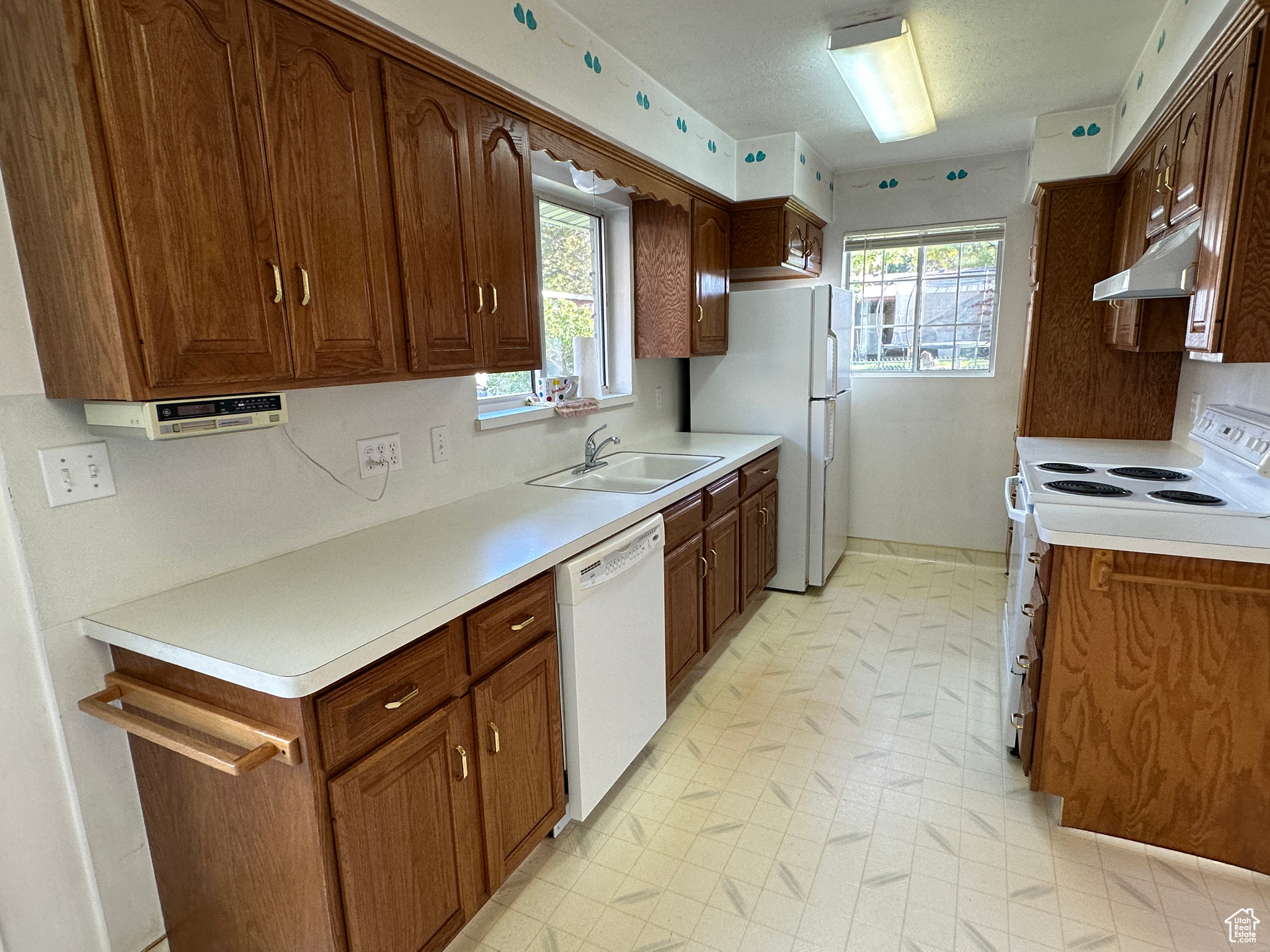 MT VIEW ESTATES - Residential