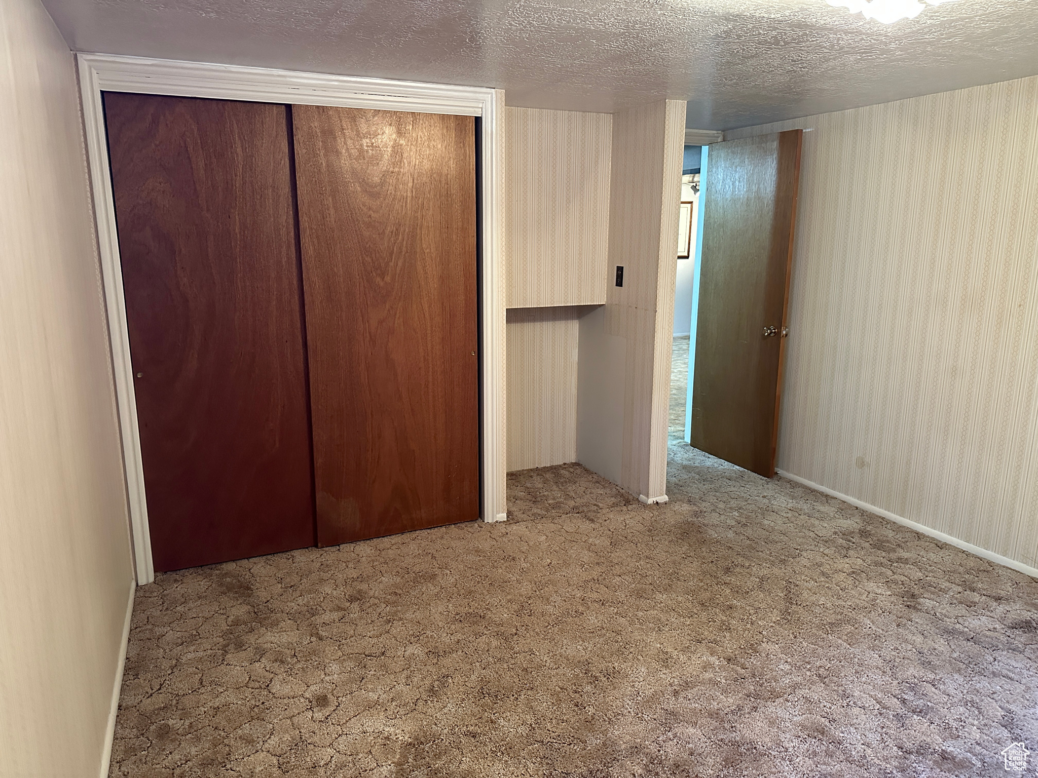 MT VIEW ESTATES - Residential