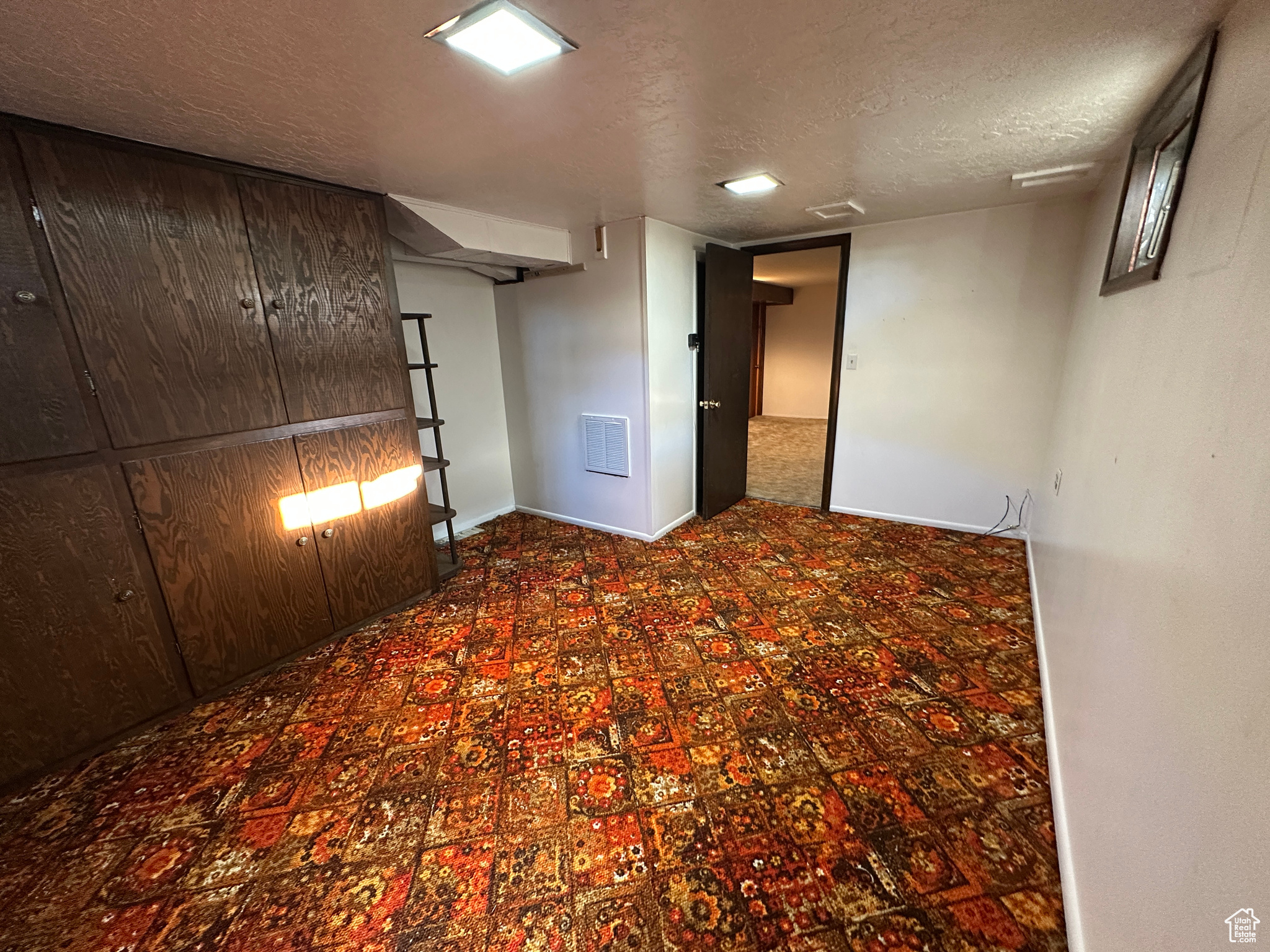 MT VIEW ESTATES - Residential
