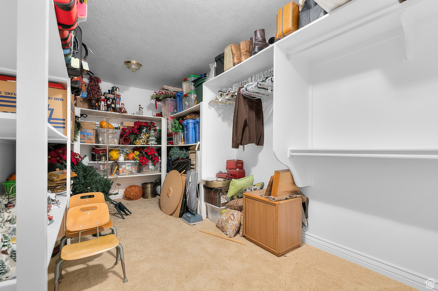 DEER HOLLOW - Residential