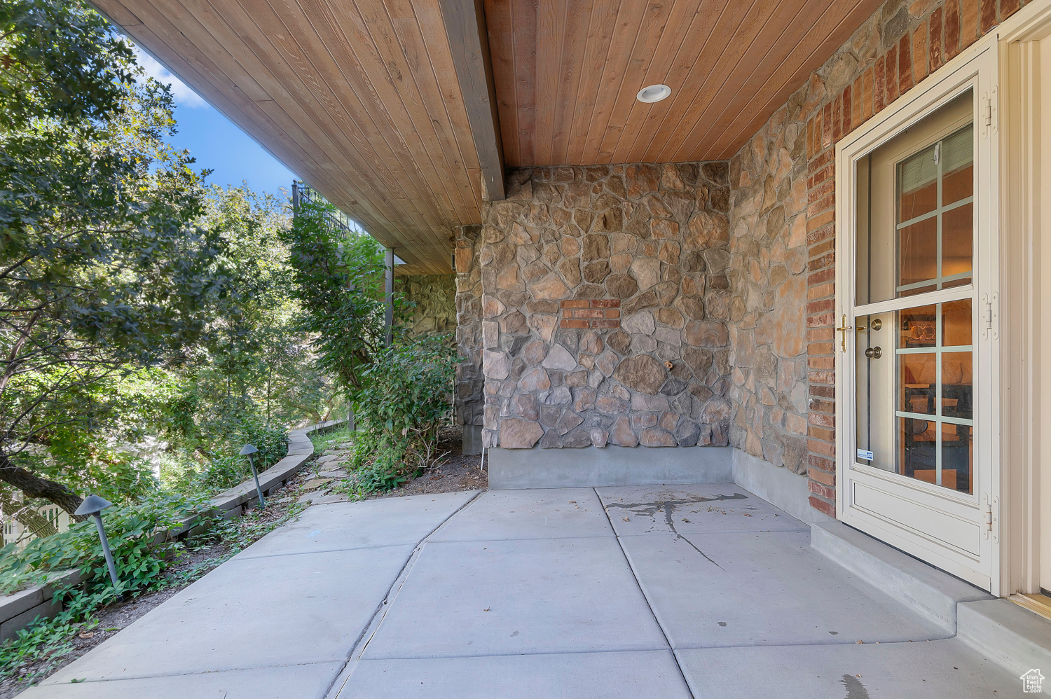 DEER HOLLOW - Residential