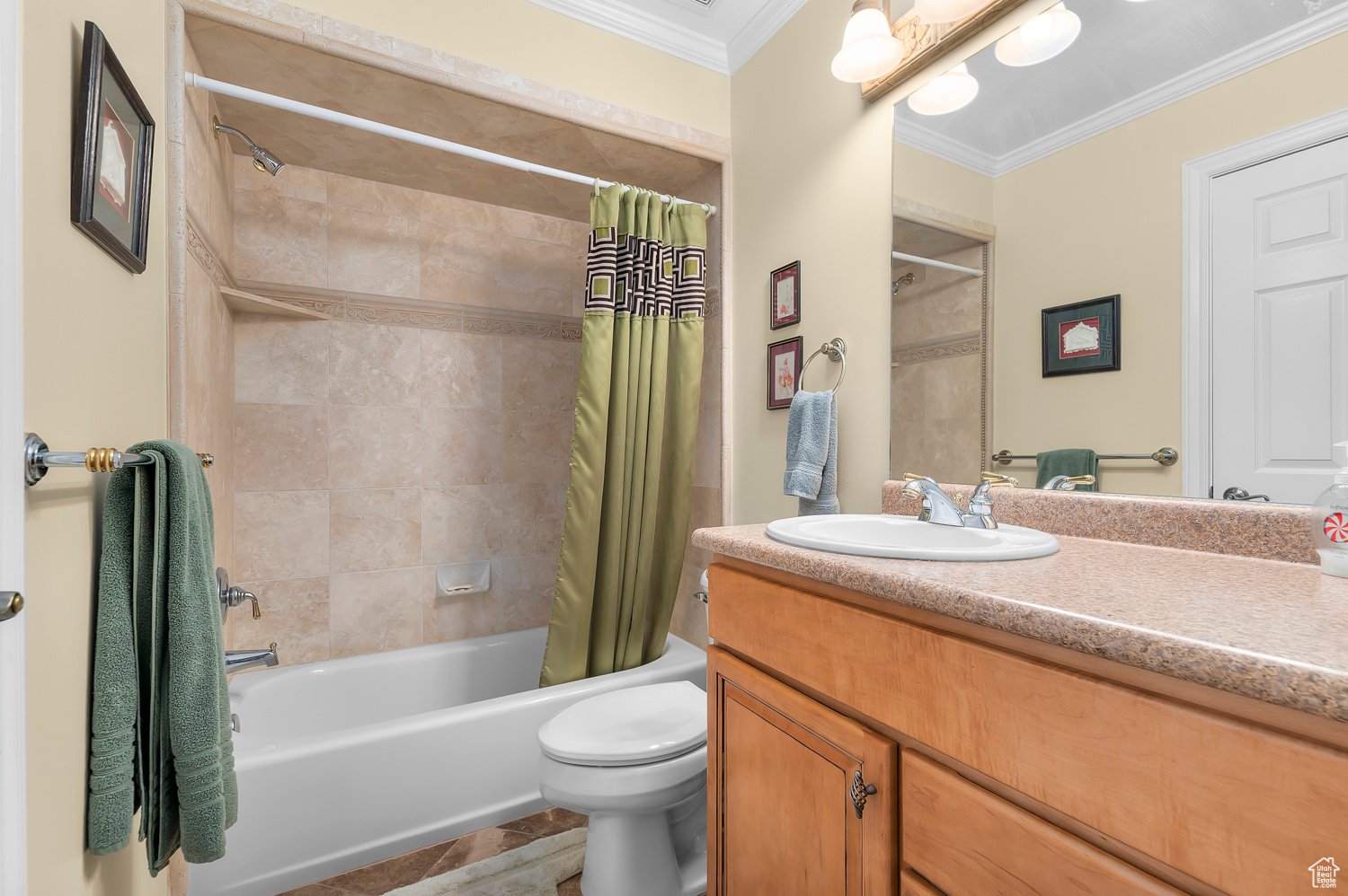 DEER HOLLOW - Residential