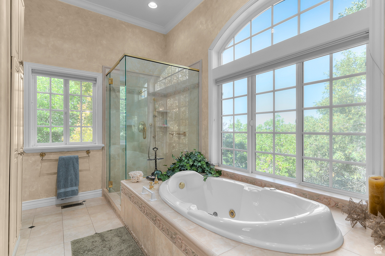 DEER HOLLOW - Residential