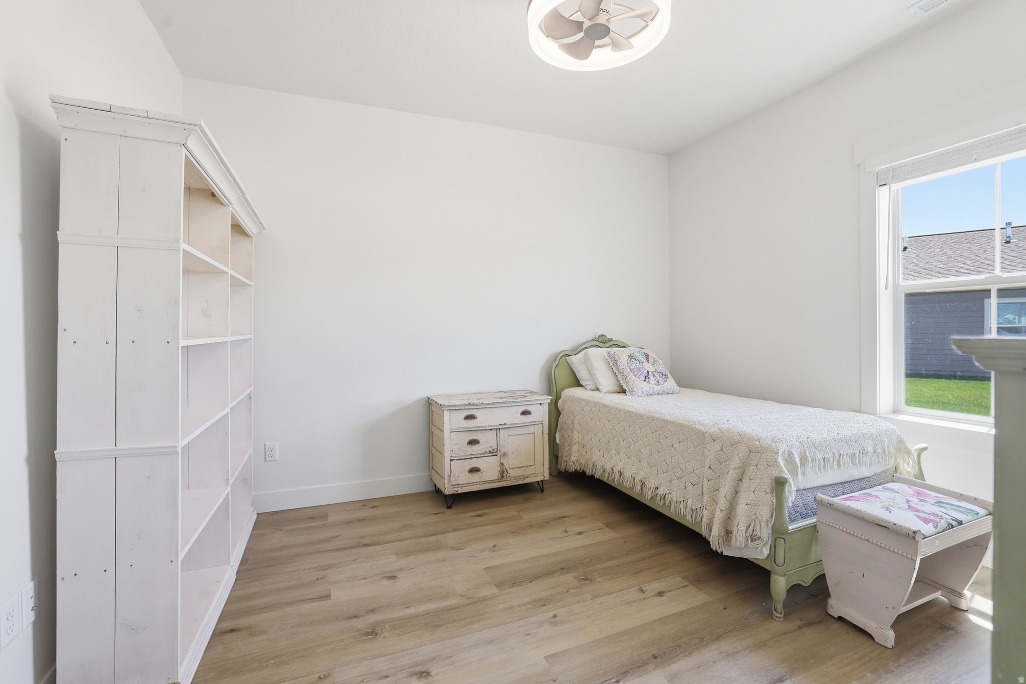 COUNTRY CLUB - Residential