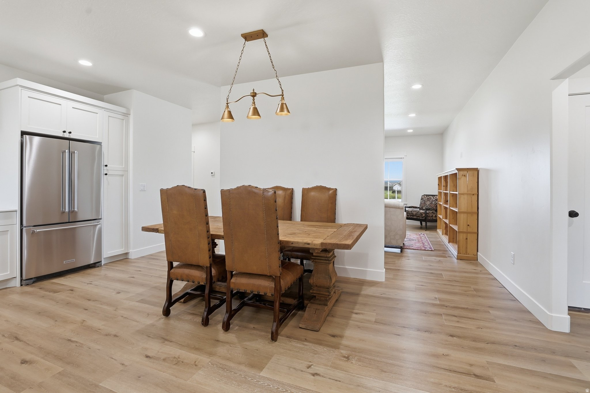 COUNTRY CLUB - Residential