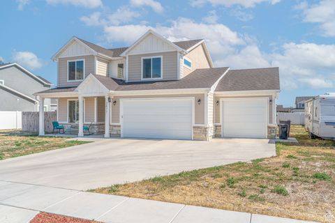 Photo of 2477 W 2900 N, Farr West, UT 84404 (MLS # 2093855)