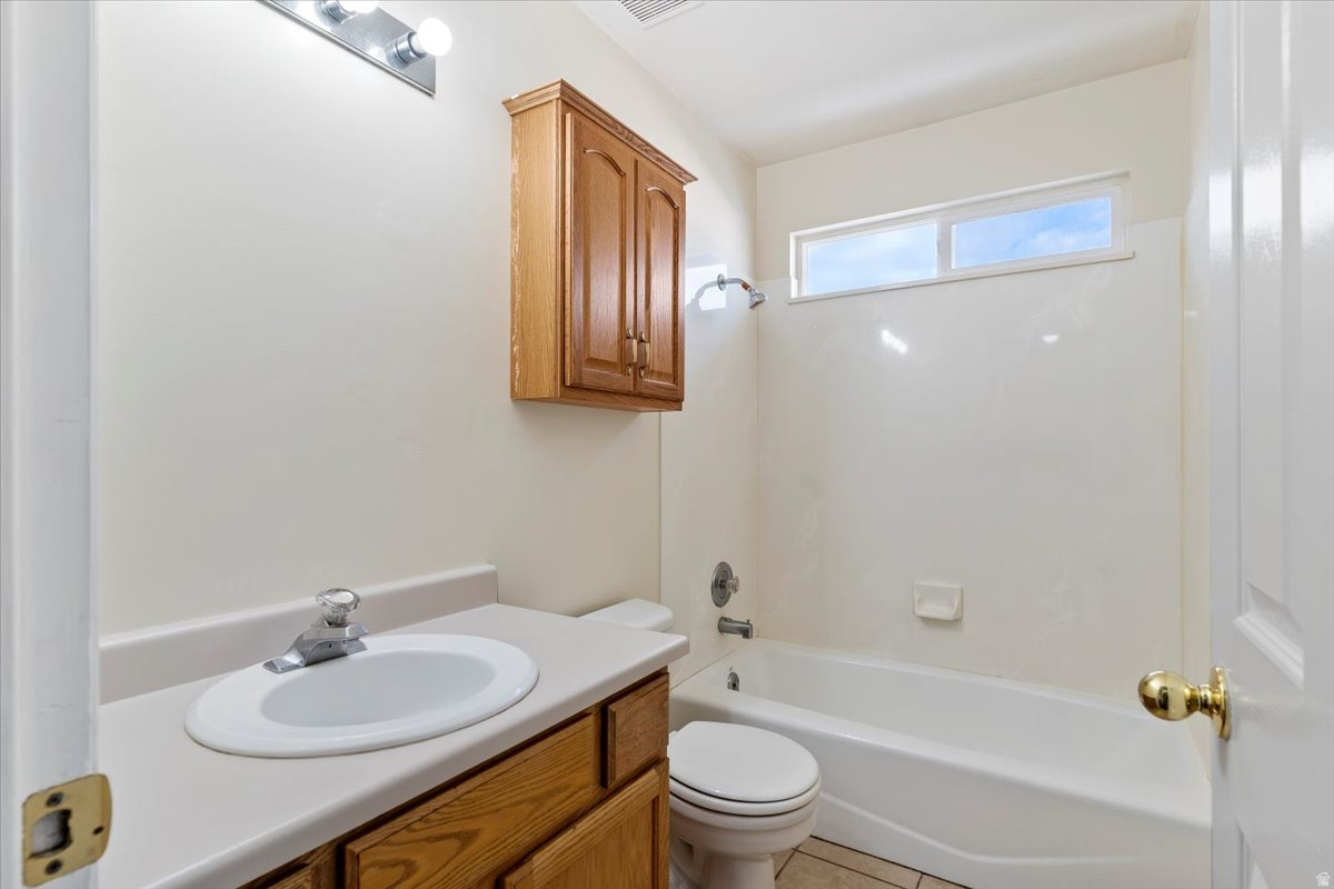 CHELSIE PARK - Residential