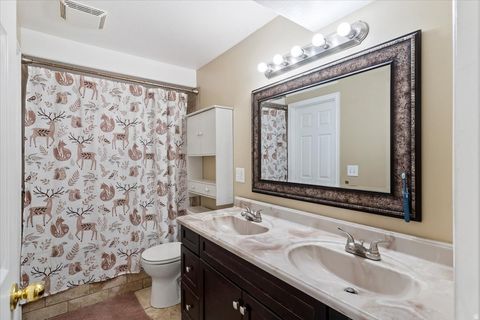 Tiny photo for 1201 N 2570 W, Layton, UT 84041 (MLS # 2124611)