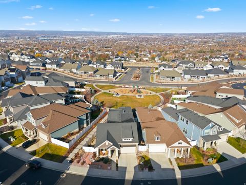 Tiny photo for 987 E DEER ARCH LN, Draper, UT 84020 (MLS # 2149544)