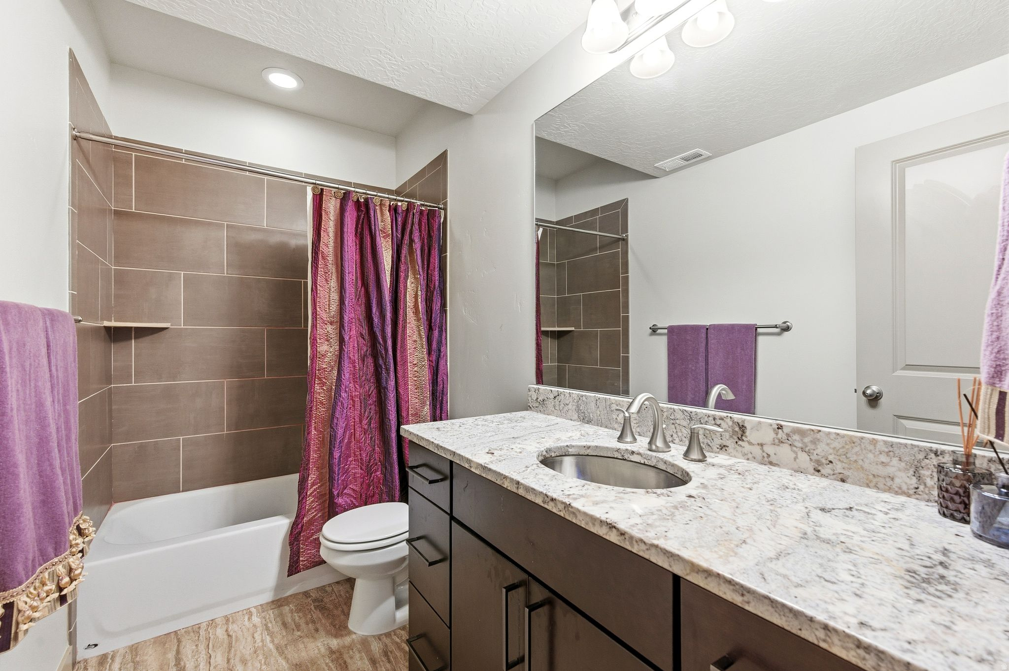 DEER RUN - Residential