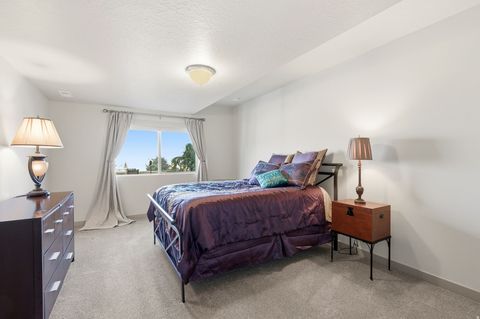 Tiny photo for 987 E DEER ARCH LN, Draper, UT 84020 (MLS # 2149544)