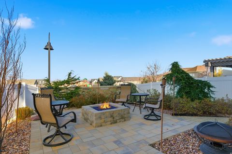Tiny photo for 987 E DEER ARCH LN, Draper, UT 84020 (MLS # 2149544)