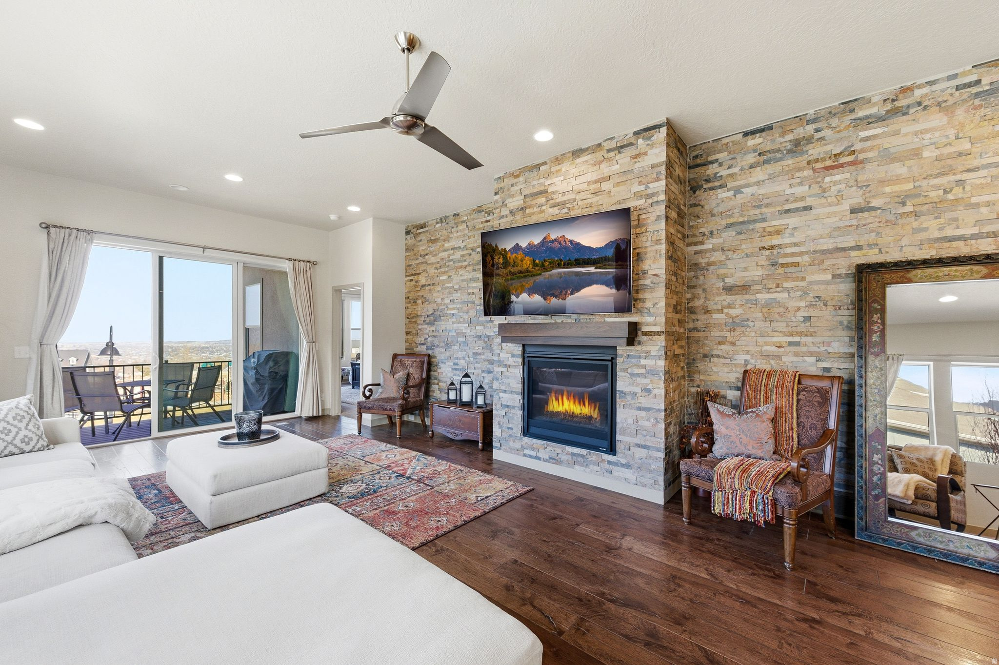 DEER RUN - Residential