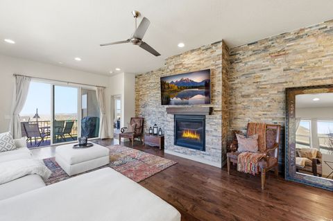 Tiny photo for 987 E DEER ARCH LN, Draper, UT 84020 (MLS # 2149544)