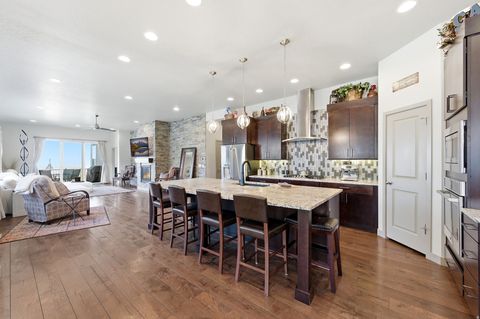 Tiny photo for 987 E DEER ARCH LN, Draper, UT 84020 (MLS # 2149544)