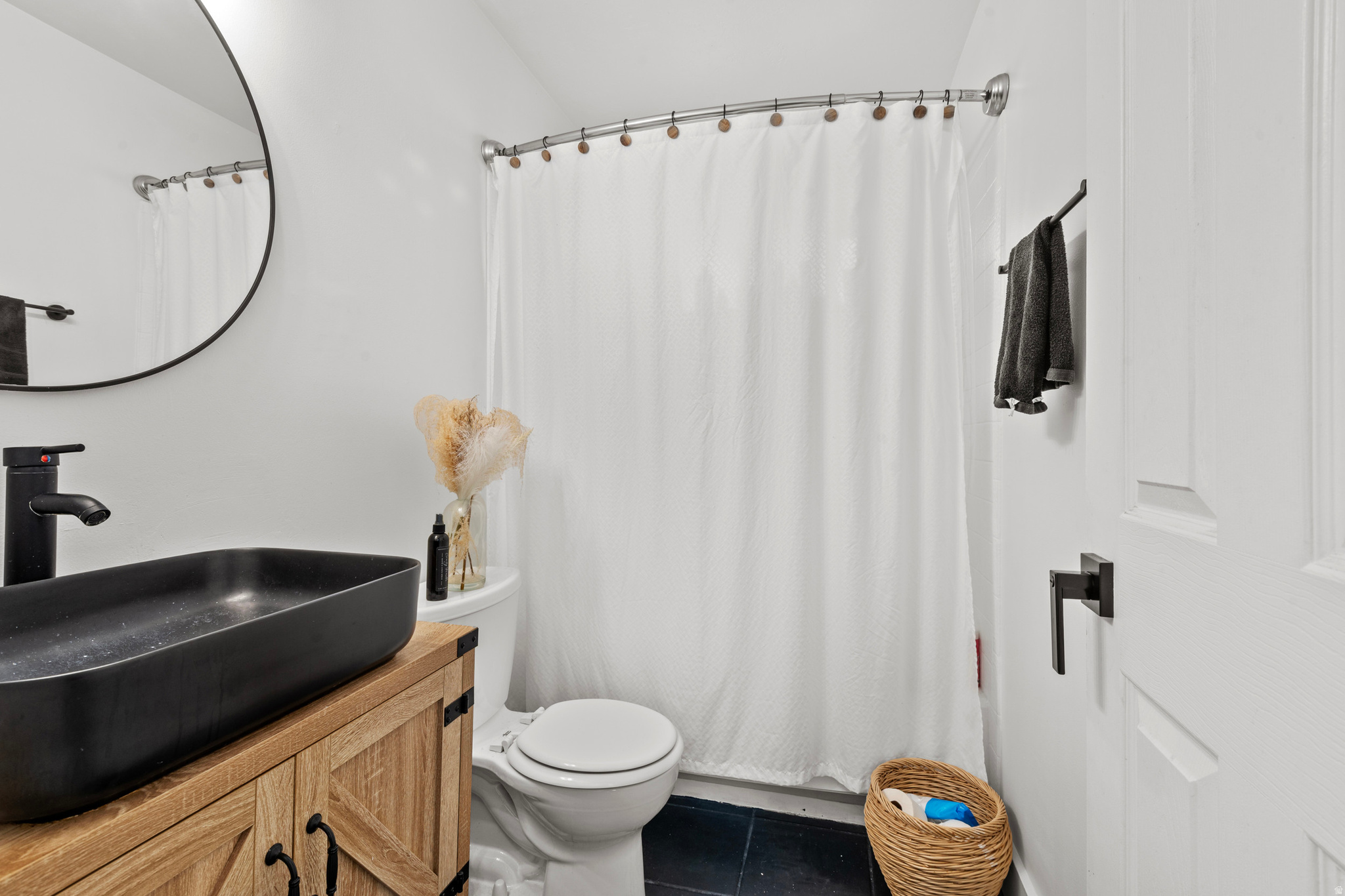 OQUIRRH SHADOWS #1 - Residential