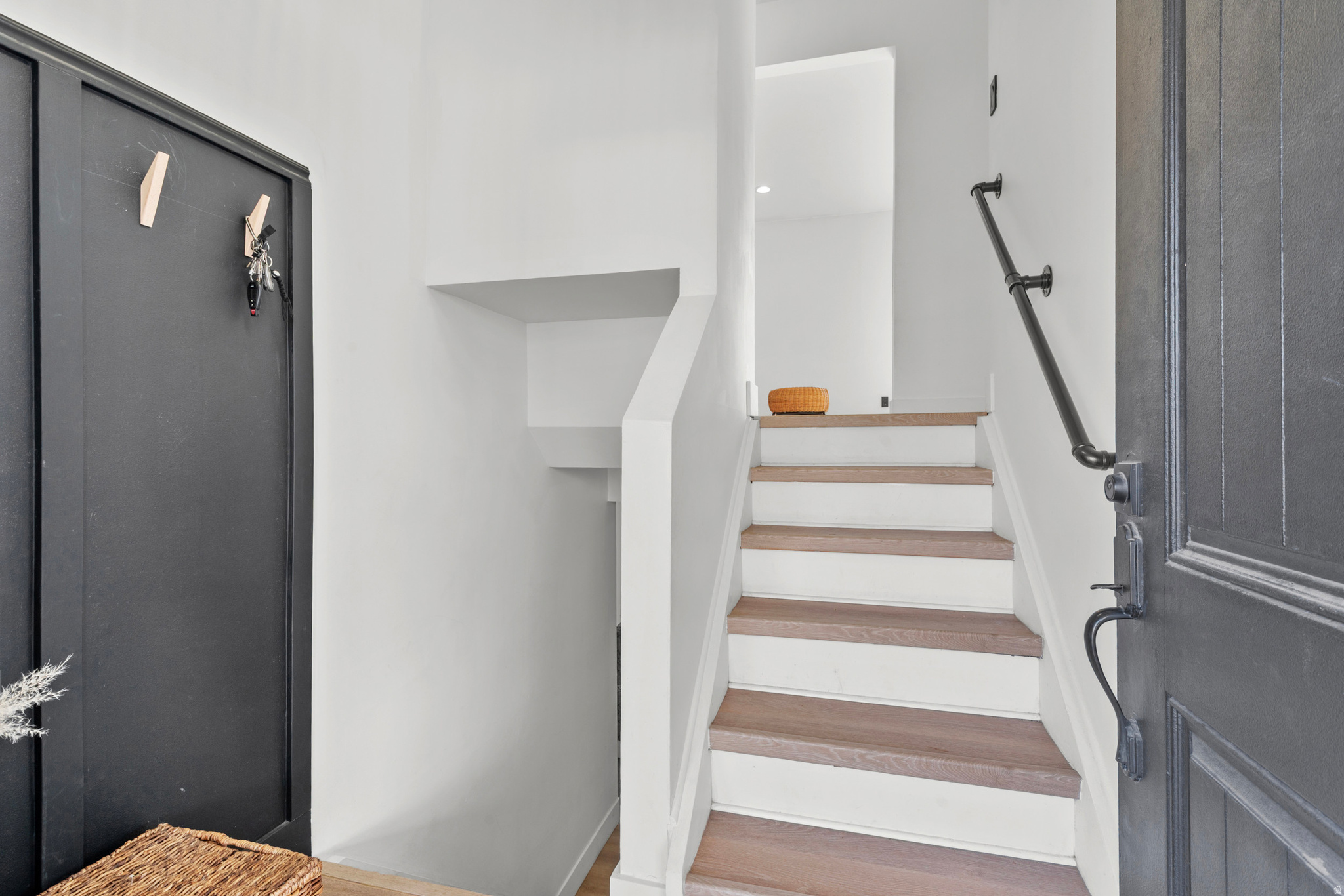 OQUIRRH SHADOWS #1 - Residential