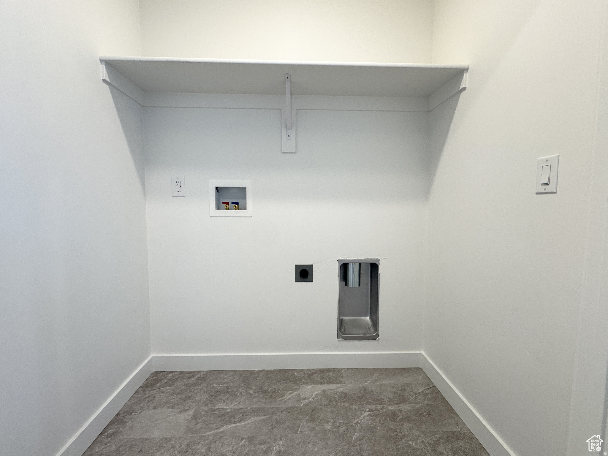 DAYBREAK - Residential