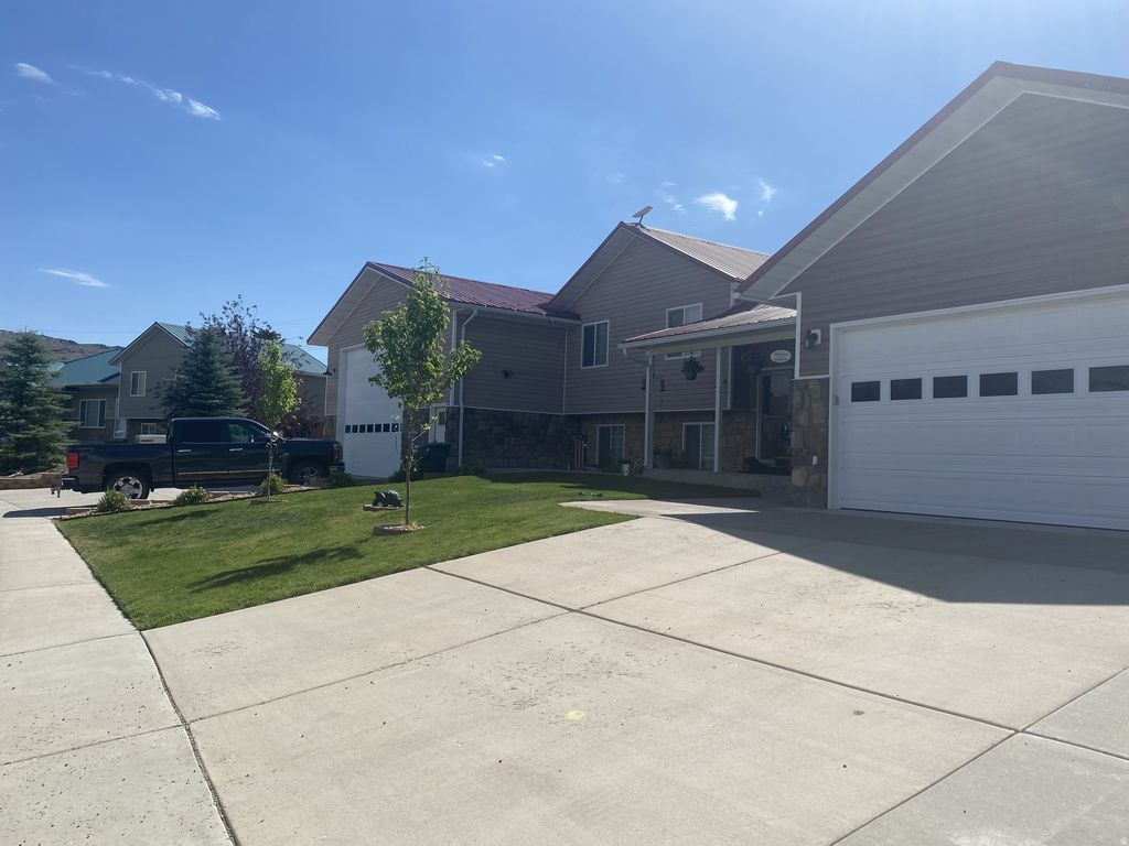 Photo of 106 1ST AVE, Dutch John, UT 84023 (MLS # 2124537)