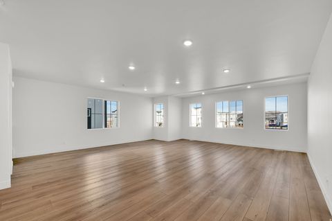 Tiny photo for 5255 N EVERGREEN WAY #211, Eagle Mountain, UT 84005 (MLS # 2132940)