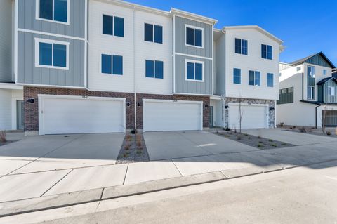 Tiny photo for 5255 N EVERGREEN WAY #211, Eagle Mountain, UT 84005 (MLS # 2132940)