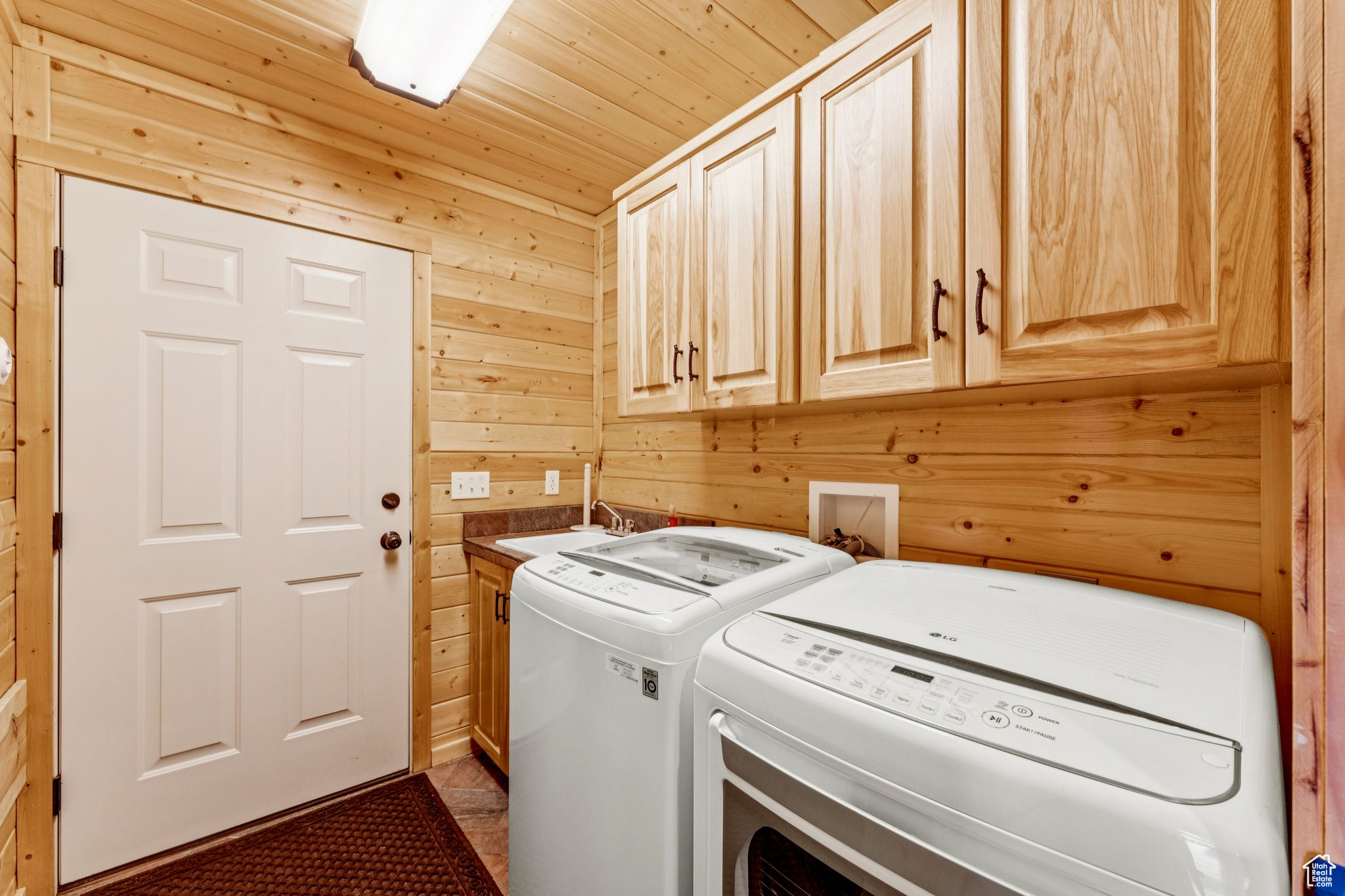 PINE MOUNTAIN - Residential