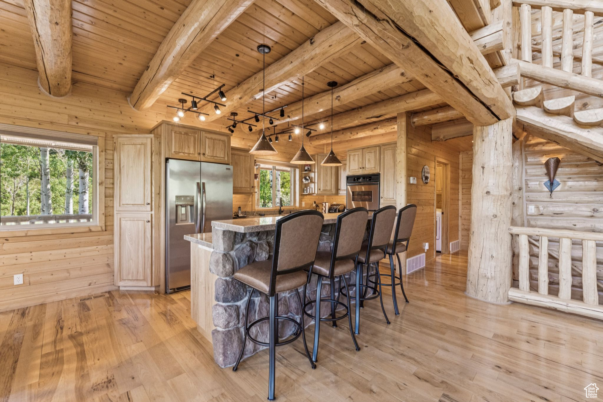 PINE MOUNTAIN - Residential